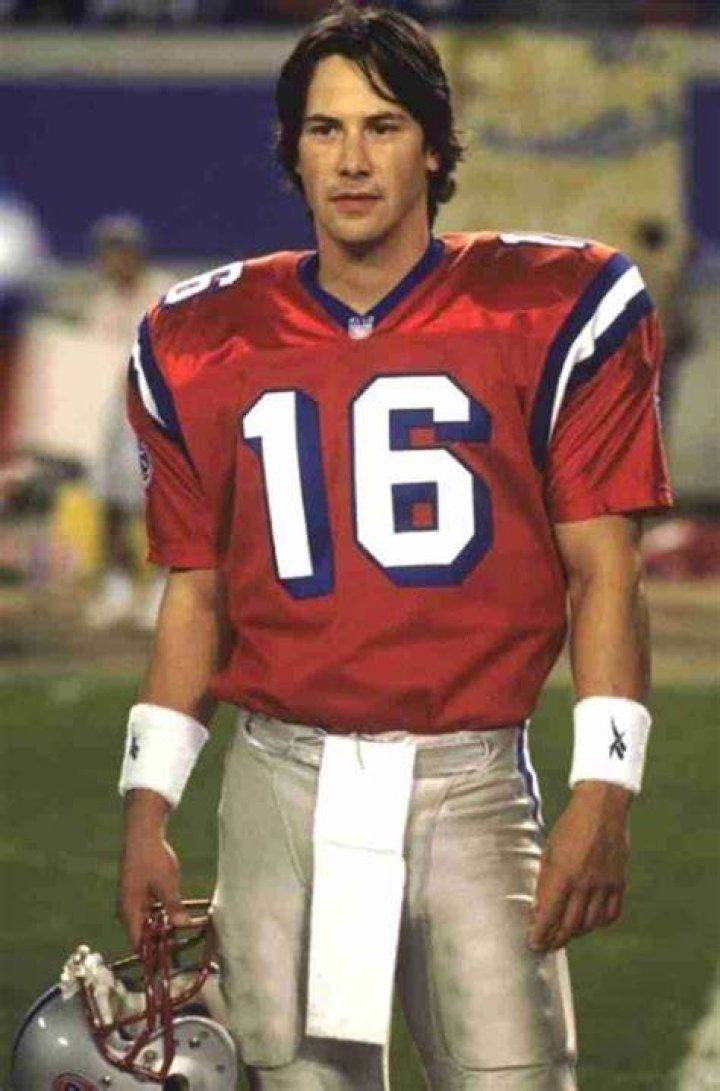 Shane Falco: The Journey of an Underdog Quarterback